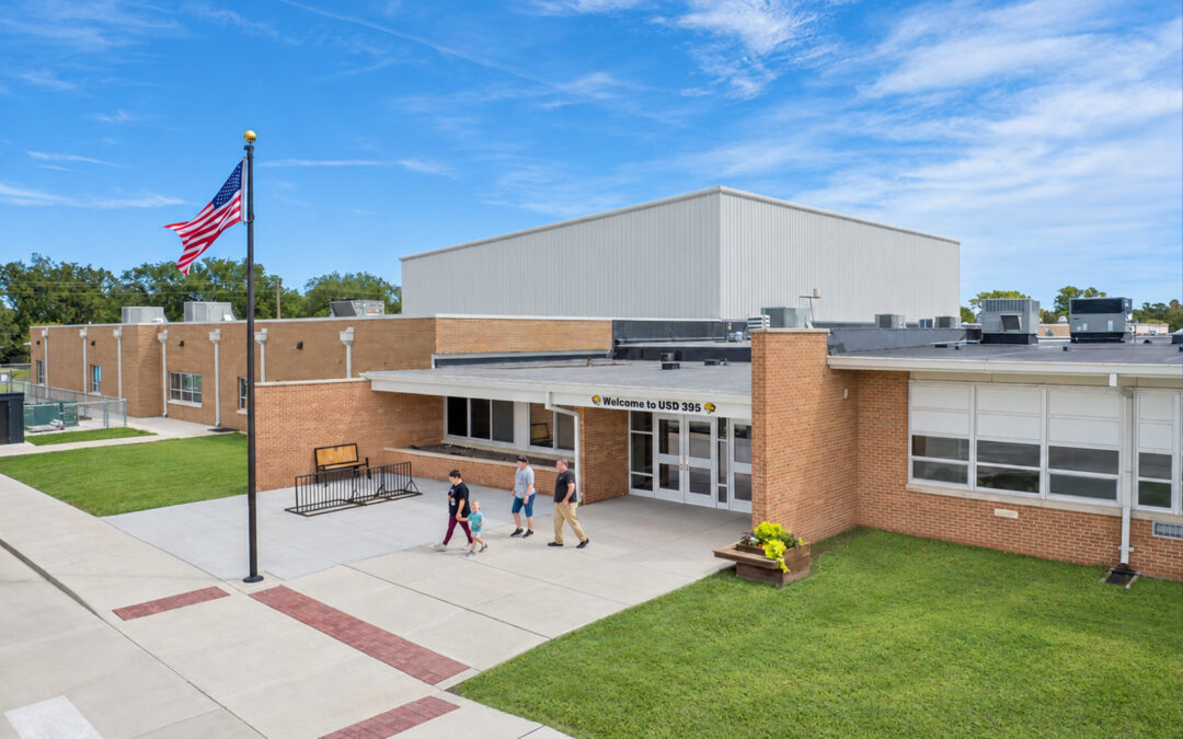 La Crosse USD 395​